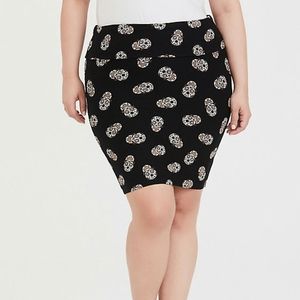 Torrid Sugar Skull Fold Over Skirt